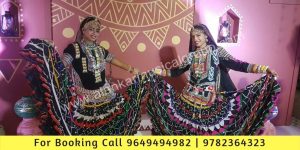 Guests Enjoying with Kalbelia dance in delhi